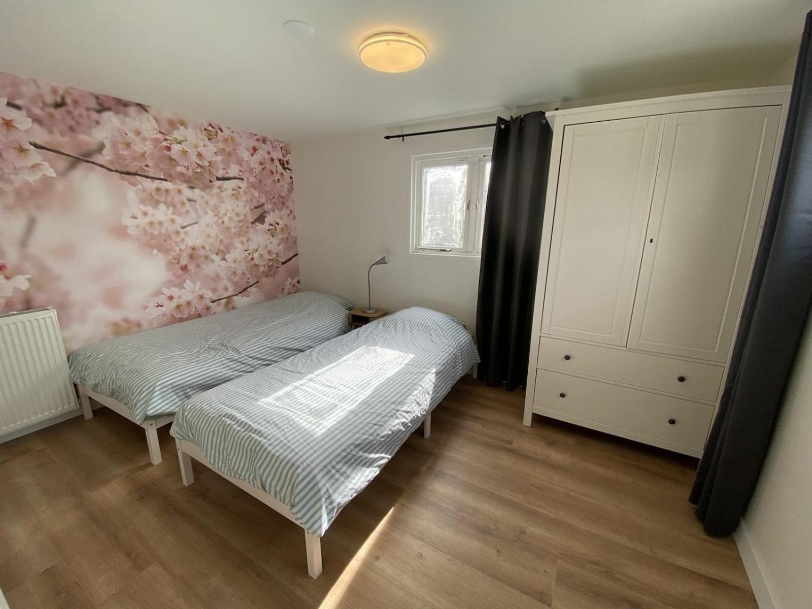 Veluwe Vakanties Chalets With Private Barrel Sauna - With Pool Bar And Restaurant Facilities In The Veluwe National Park พุทเทิน ภายนอก รูปภาพ