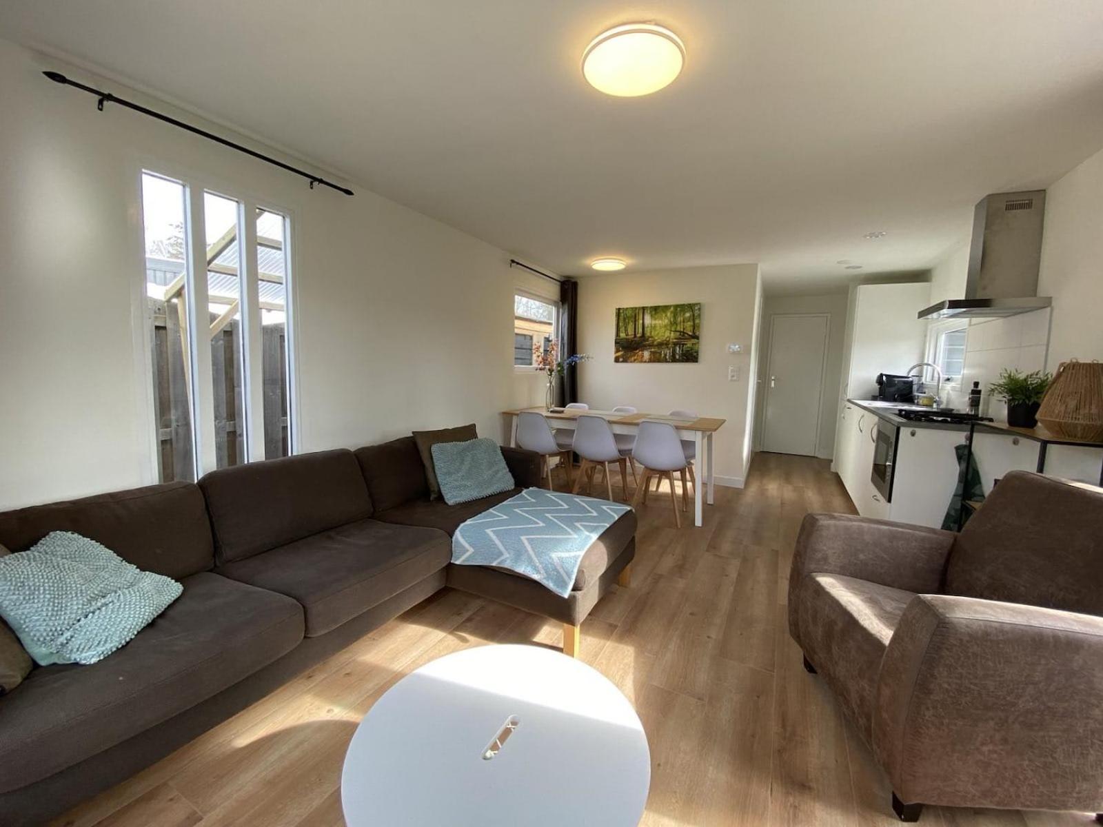 Veluwe Vakanties Chalets With Private Barrel Sauna - With Pool Bar And Restaurant Facilities In The Veluwe National Park พุทเทิน ภายนอก รูปภาพ