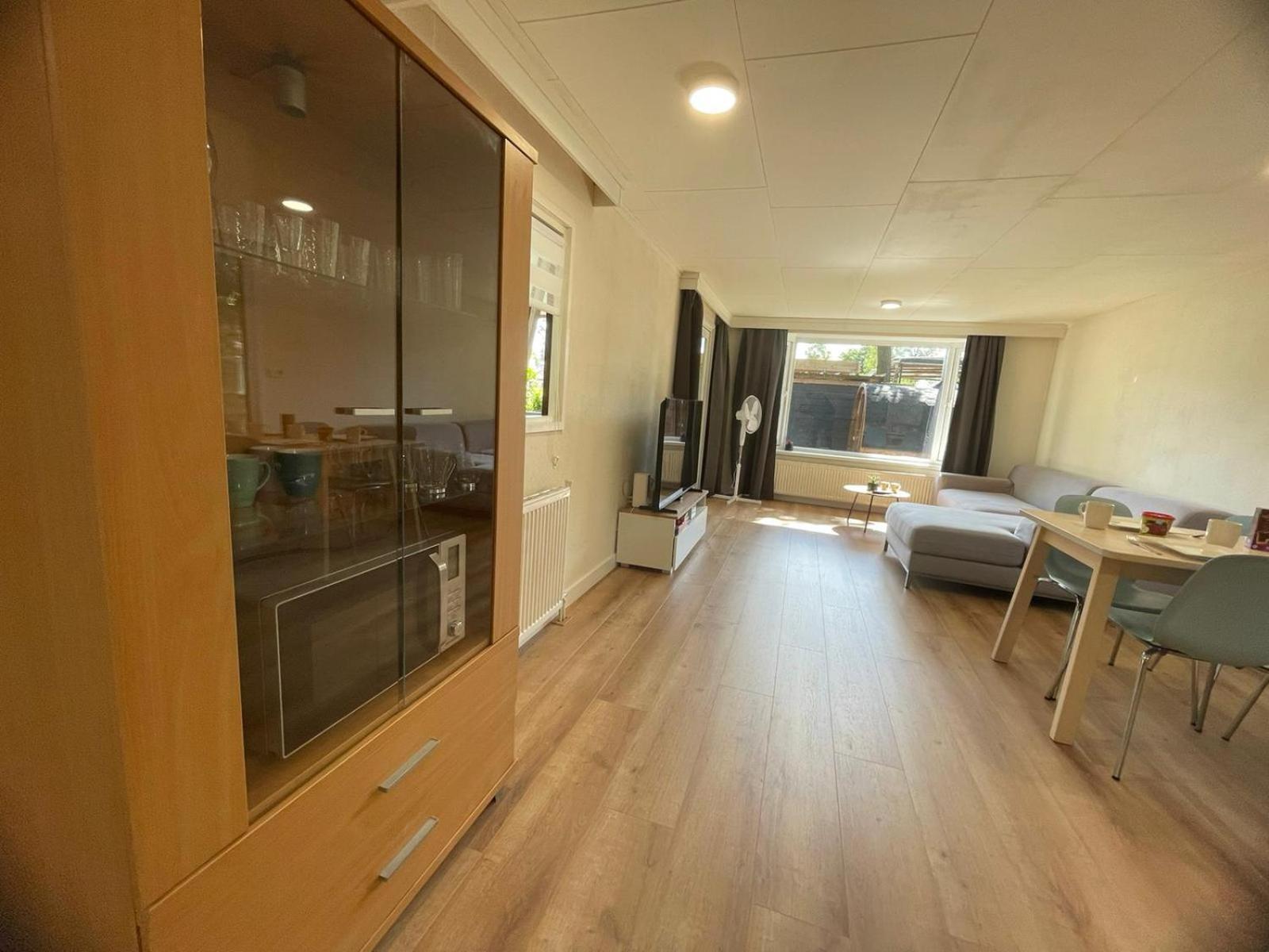 Veluwe Vakanties Chalets With Private Barrel Sauna - With Pool Bar And Restaurant Facilities In The Veluwe National Park พุทเทิน ภายนอก รูปภาพ